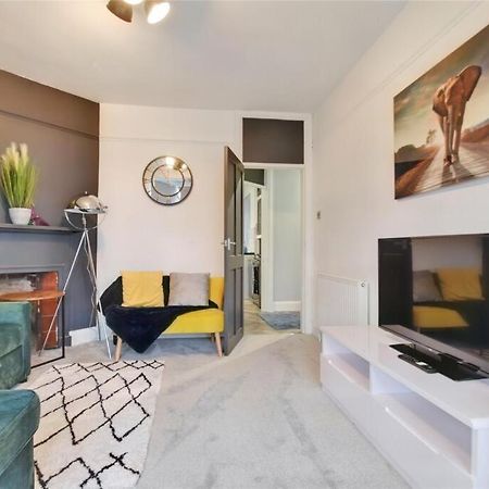 Kingsdown Apartment Great Malvern Esterno foto