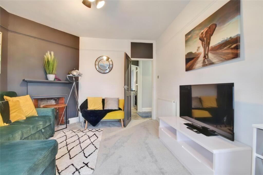 Kingsdown Apartment Great Malvern Esterno foto
