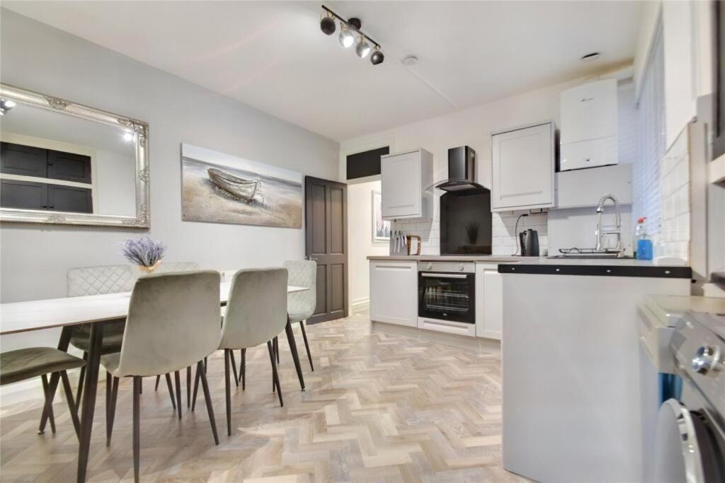 Kingsdown Apartment Great Malvern Esterno foto